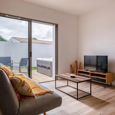 Un Cocon Climatise Avec Jacuzzi * Marsilly (Charente-Maritime)